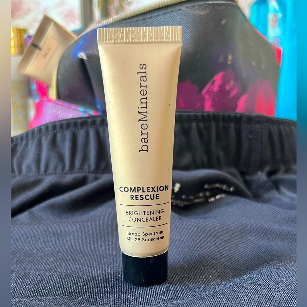 Bare Minerals Complexion Rescue Concealer